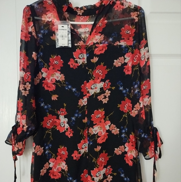 Express Dresses & Skirts - Girls dress